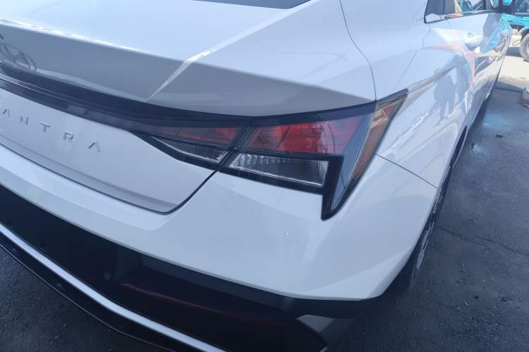 Used Hyundai Elantra 2023 1.5L CVT GLX Elite Edition Right Rear Taillight