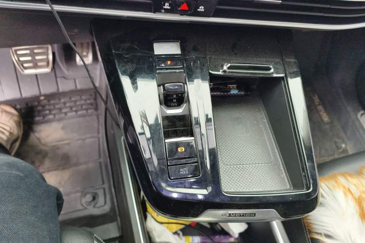 Used Volkswagen Talagon 2022 530TSI Four-Wheel Drive Flagship Shengjing Edition Pro 6-Seater Gear Lever