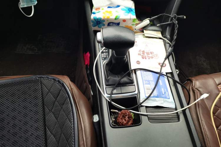 Used Kia K5 2016 2.0L Hybrid GLS Gear Lever