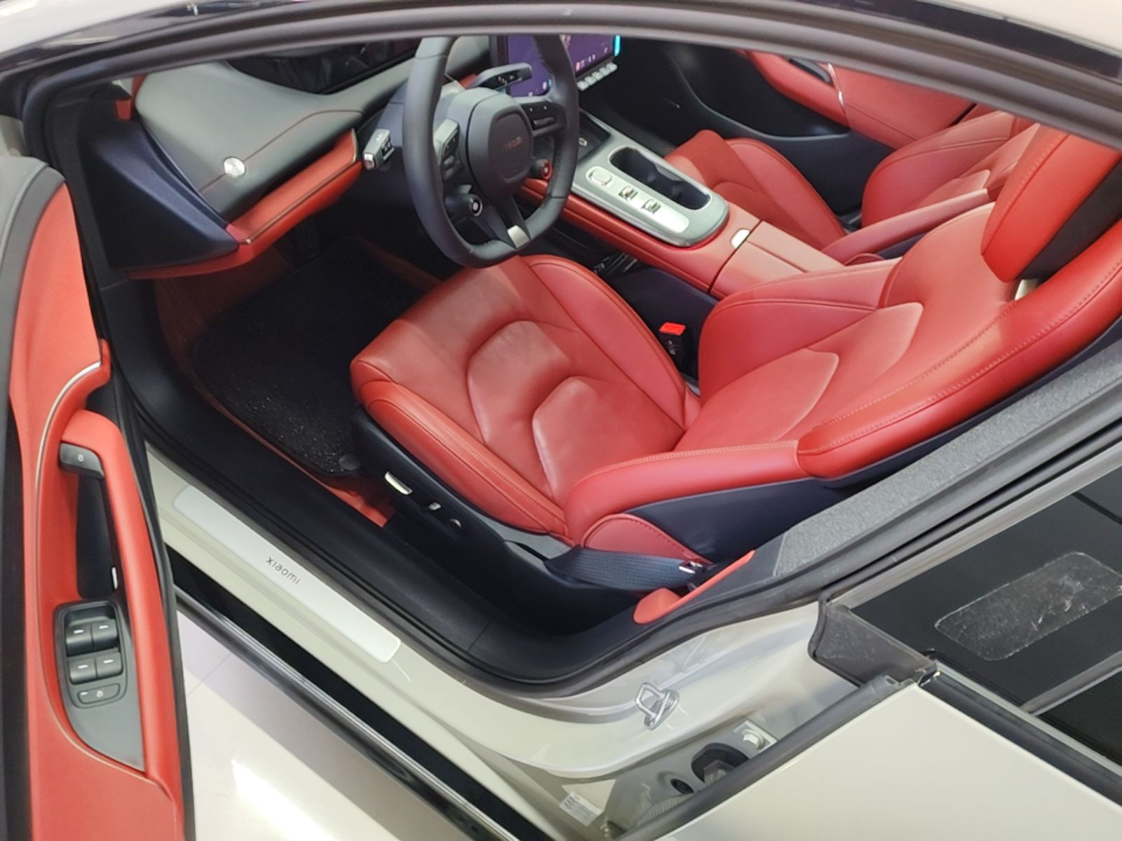 Xiaomi Auto SU7 2024 Rear-Drive Ultra-Long Range Advanced Pro-Level Intelligent Driving Version — снимка 18