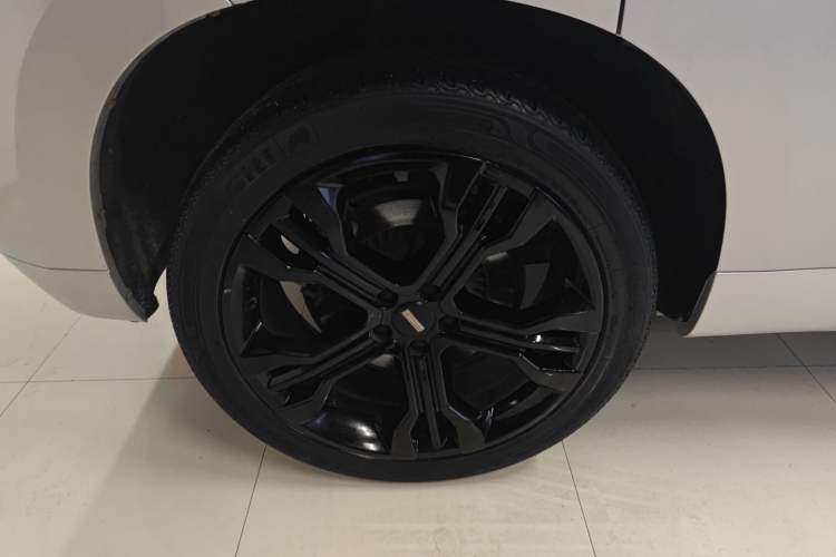 Used Wey VV7 2017 2.0T Flagship Model Right Rear Wheel Hub