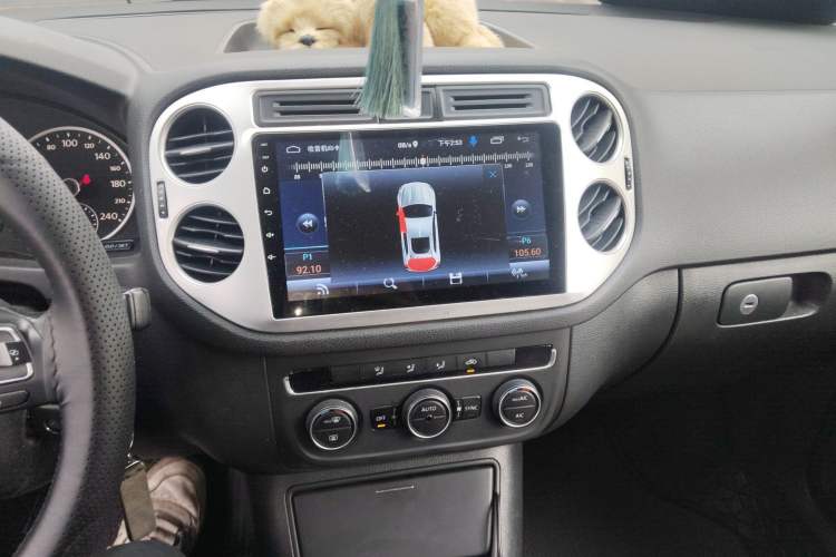 Used Volkswagen Tiguan 2015 1.8TSI Automatic Two-Wheel Drive Comfort Edition Audio And AC Panel