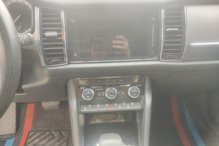 Used Skoda Kodiaq 2018 TSI330 5-Seater Two-Wheel Drive Comfort Edition
