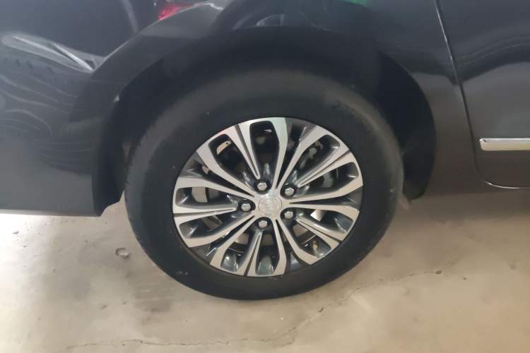 Used Buick GL8 2021 Land Cruiser Executive Class 652T Smart Luxury Model