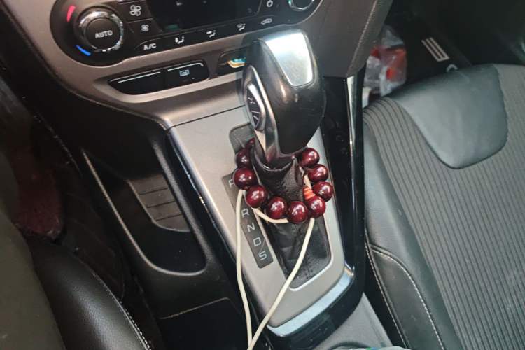 Used Ford Focus 2012 Sedan 1.6L Automatic Fashion Edition