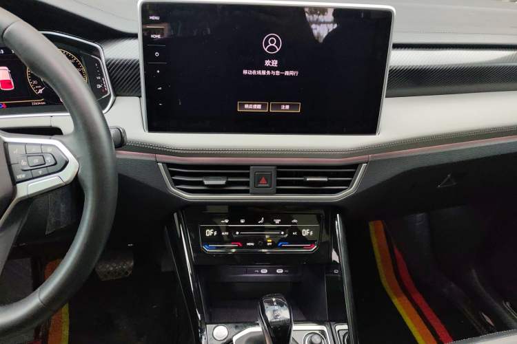 Used Volkswagen Tayron 2023 280TSI Two-Wheel-Drive Luxury Plus Advanced Version Audio And AC Panel