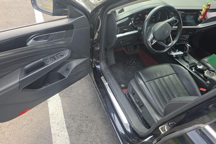 Used Volkswagen Passat 2023 330TSI Starry Elite Edition Driver Seat