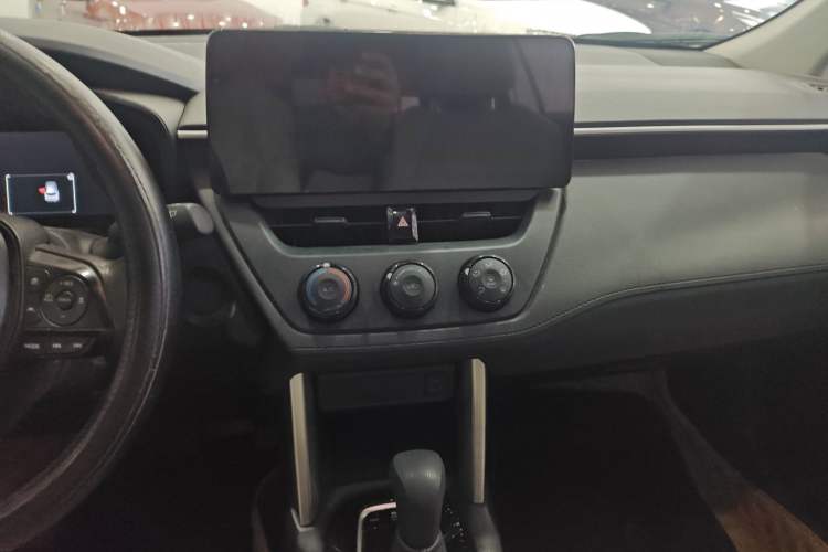 Used Toyota Corolla Cross 2023 2.0L Pioneer Edition
