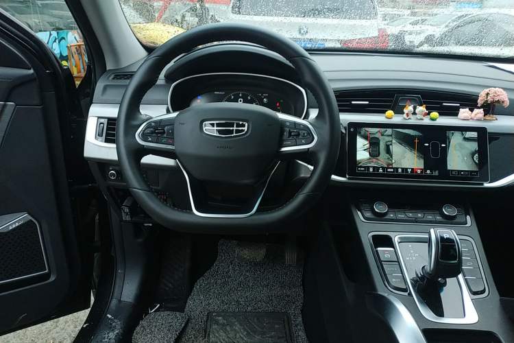 Used Geely Auto Emgrand X7 Sport 2022 1.8TD DCT Zhiya Trim Steering Wheel