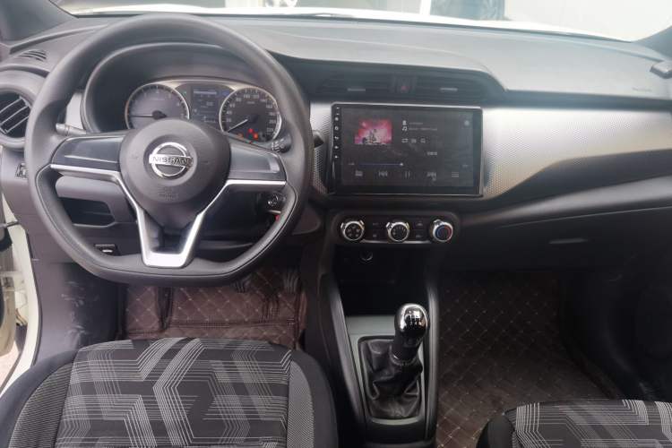 Used Nissan Kicks 2019 1.5L Manual Cool Edition
