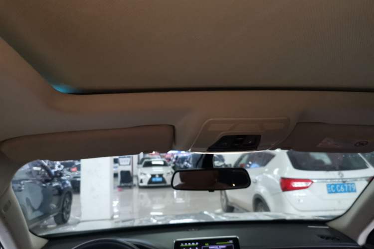 Used Zotye T500 2018 1.5T Automatic Smart Connected Prestige Model