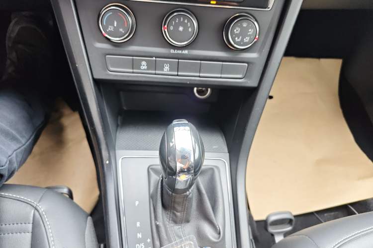 Used Volkswagen Touran 2018 Volkswagen Touran L 280TSI DSG Style Edition 7 Seats China V Emission Standard