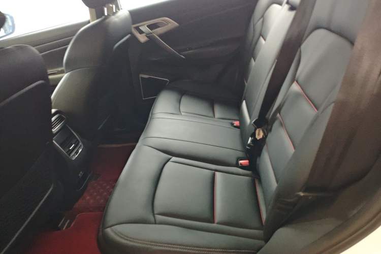 Used Geely Auto Emgrand X7 Sport 2020 1.8TD DCT Two-Wheel Drive Smart Connect 4G-Enabled Version