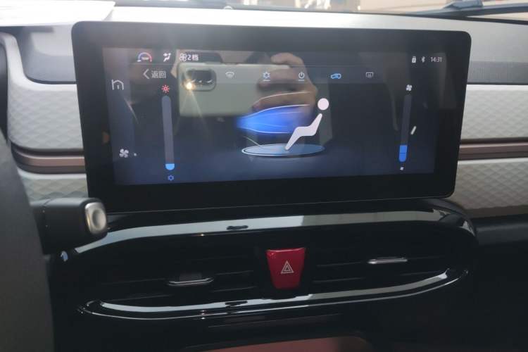 Used JAC Yiwei E10X 2024 Charming Edition 301km Lite