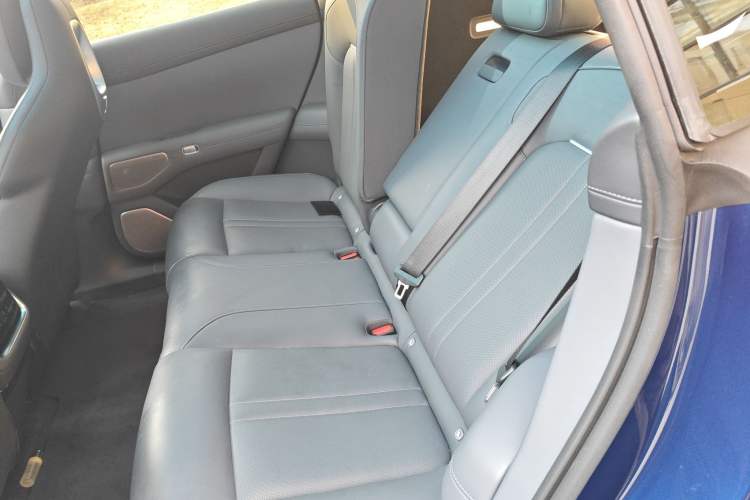 Used Xiaomi Auto YU7 2025 Ultra-Long Range High-Performance All-Wheel-Drive Max Edition