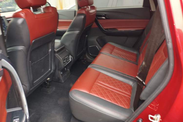 Used FORTHING T5 2018 300T DCT Zhiyue Trim
