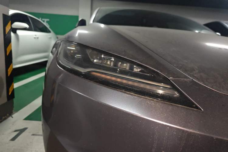 Used Tesla Model 3 2023 Rear-Wheel-Drive Version
