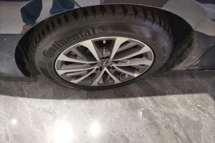 Used Lexus ES 2021 200 Excellence Edition