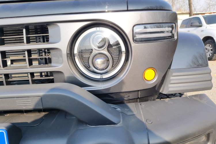 Used 212 T01 2025 2.0T Changfeng