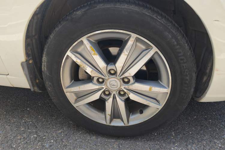 Used Changan Eado 2015 1.6L Manual Luxury Model China V Standard
