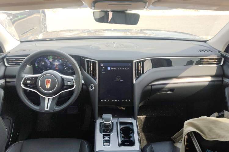 Used Hongqi HS7 PHEV 2024 2.0T PHEV Four-Wheel Drive Flagship Edition 6 Seats Center Console