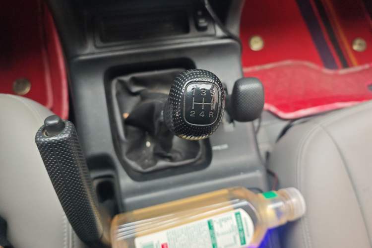 Used Mitsubishi Pajero 2011 V73 3.0L MT GL Gear Lever