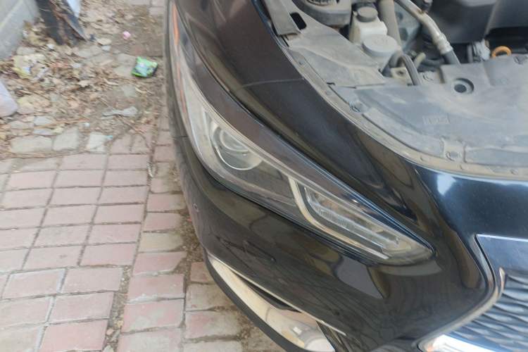 Used Infiniti QX60 2016 2.5 S/C Hybrid Two-Wheel-Drive Excellence Edition China V Standard