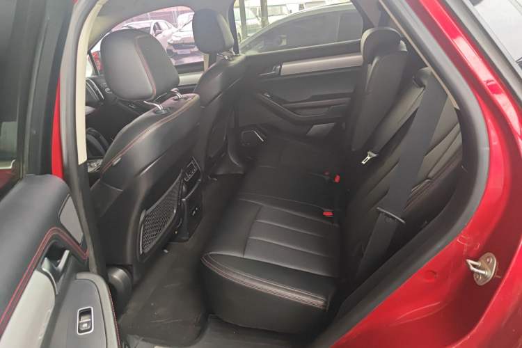 Used BYD Tang New Energy 2018 DM 2.0T All-Wheel Drive Smart Connectivity Luxury Model 7 Seats China V Emission Standard Left Rear Seat