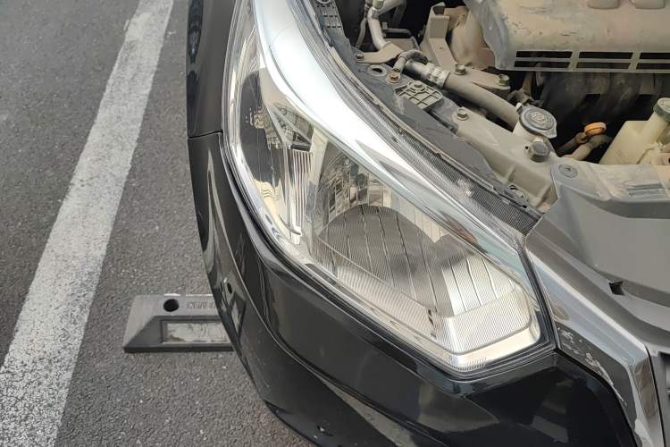 Used Venucia D50 2012 1.6L Manual Comfort Edition