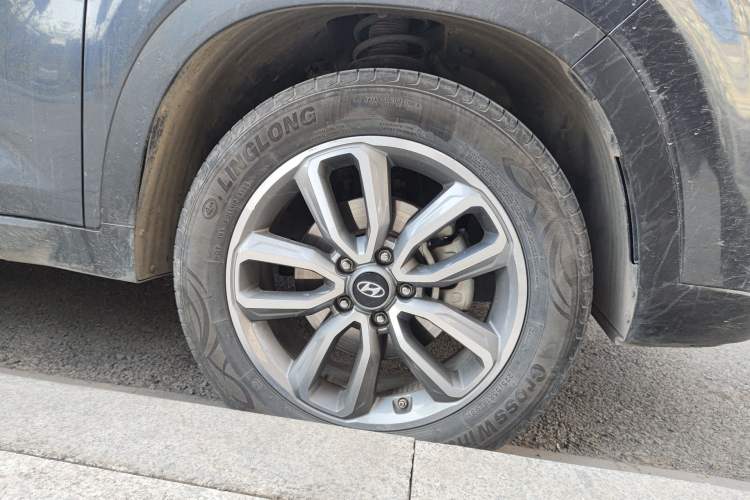 Used Hyundai ix35 2019 2.0L Automatic 2WD Zhiyong·Changxiang Edition China VI Standard Right Front Wheel Hub