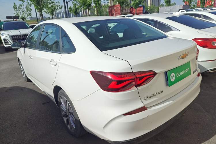 Used Chevrolet Monza 2022 320 Automatic Enjoyment Sunroof Version
