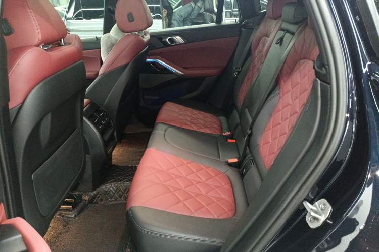 Used BMW X6 2023 xDrive40i M Sport Package