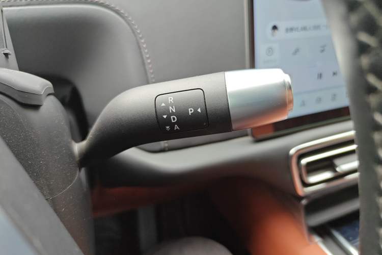 Used Li Auto L9 2022 Max model
