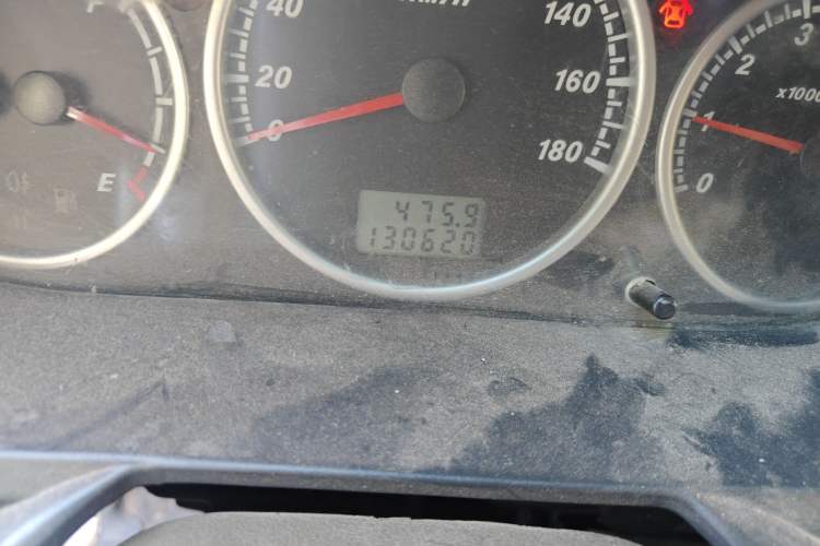 Used Foton Scenic 2014 2.0L Express Standard Long-Wheelbase Low-Roof 4Q20M
