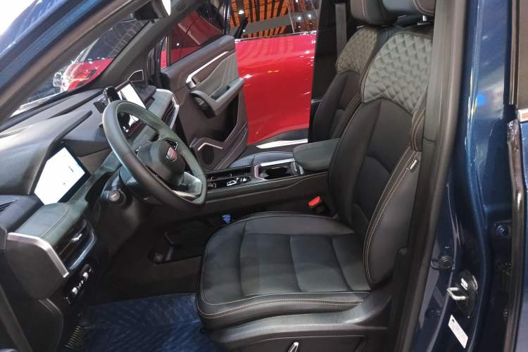 Used Geely Auto Haoyue L 2023 2.0T DCT Prestige Edition
