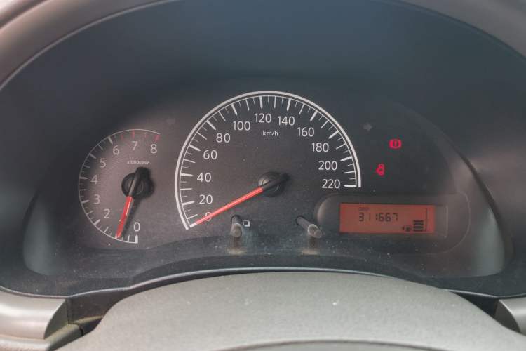 Used Nissan Sunny 2015 1.5XE Manual Comfort Edition