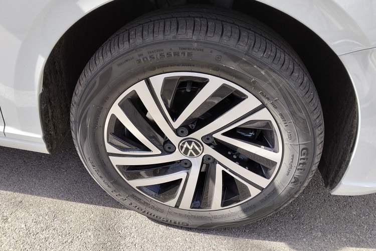 Used Volkswagen Lavida 2024 1.5L Automatic Starry Sky 5 Million Edition