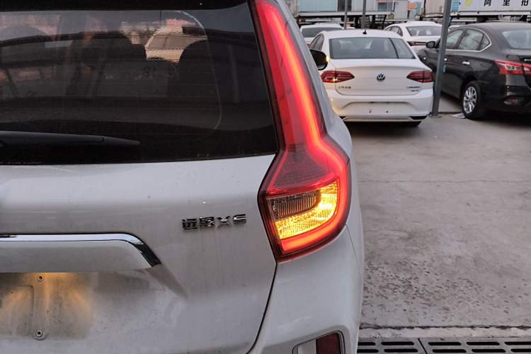 Used Geely Auto Vision X6 2016 1.8L Manual Luxury Model