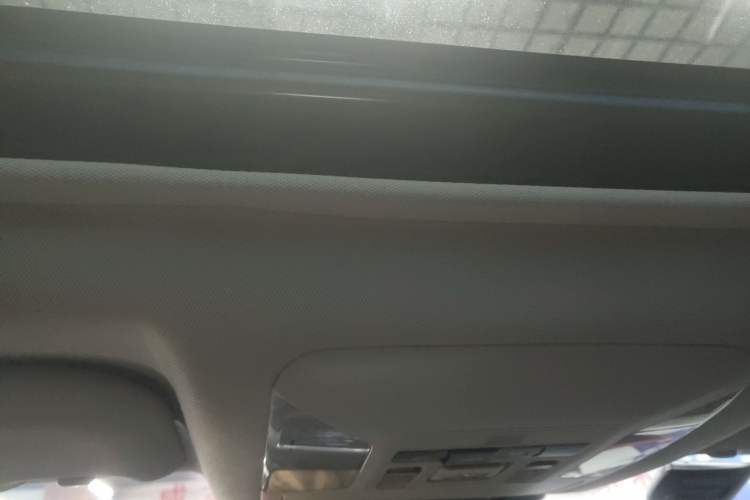 Used Toyota RAV4 2020 Dual-Engine 2.5L E-CVT Two-Wheel Drive Elite Edition