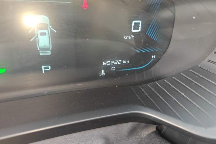 Used Wuling Asta 2022 2.0L DHT Electric-Speed Version Odometer Close Up