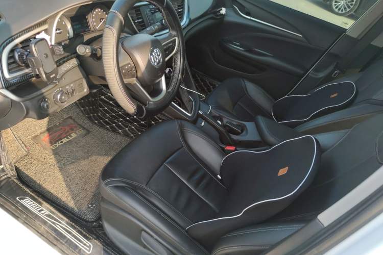 Used Buick GT 2018 18T Automatic Elite Model
