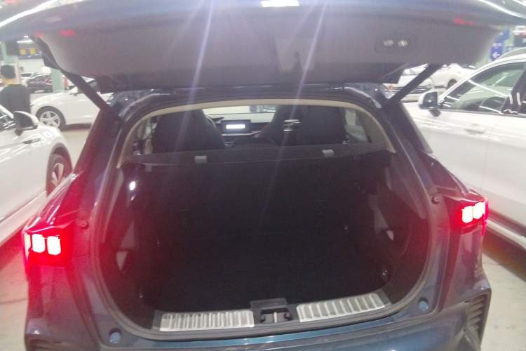 Used Lynk & Co 06 2020 1.5T YAO Halo