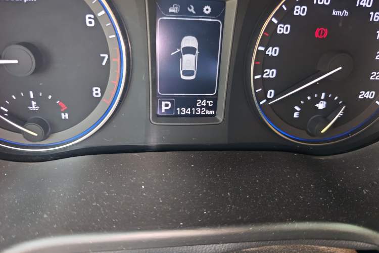 Used Hyundai Mistra 2014 1.8L Automatic Smart GLS
