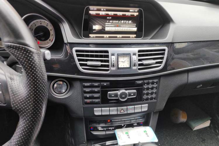 Used Mercedes-Benz E-Class 2015 E 260 L Sport & Fashion Model