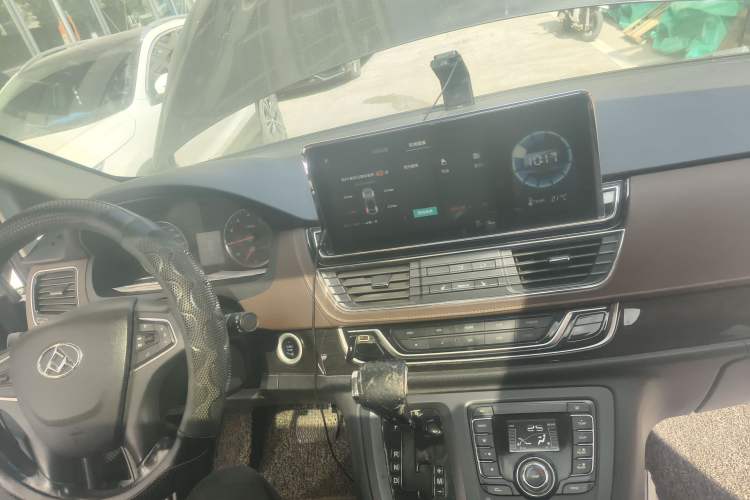 Used SAIC MAXUS G10 2018 PLUS 2.0T Automatic Luxury Executive Edition
