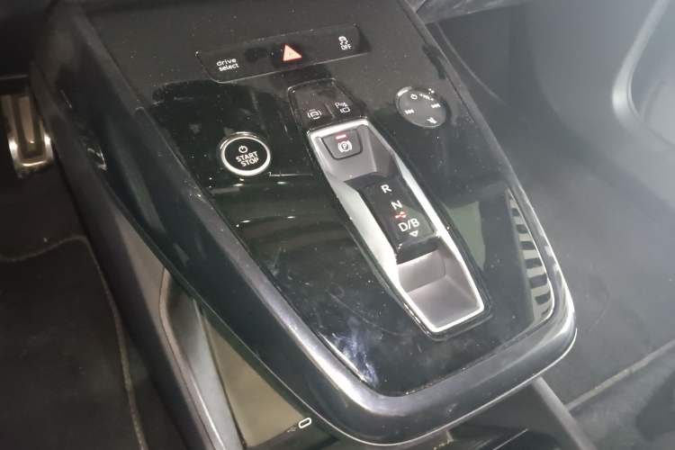 Used Audi Q4 e-tron 2023 50 e-tron quattro Creation Edition
