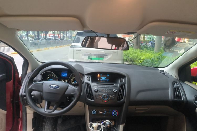 Used Ford Focus 2015 Sedan 1.6L Manual Comfort Model