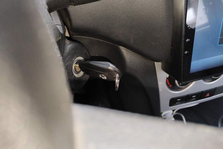 Used CHANGAN KAICHENG Ounuo S 2014 1.5L Luxury Model Vehicle Key