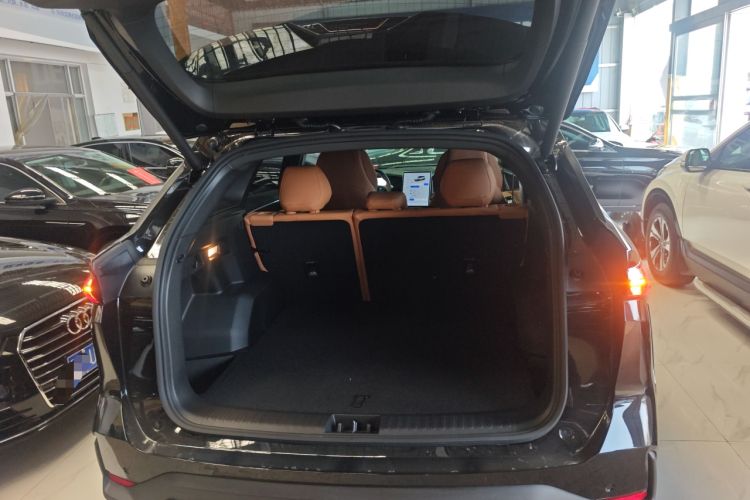 Used Geely Galaxy L7 2025 EM-i 115km Exploration Edition Trunk