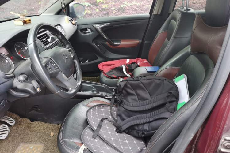 Used Citroen C3-XR 2015 1.6THP Automatic Smart Model Left Front Seat